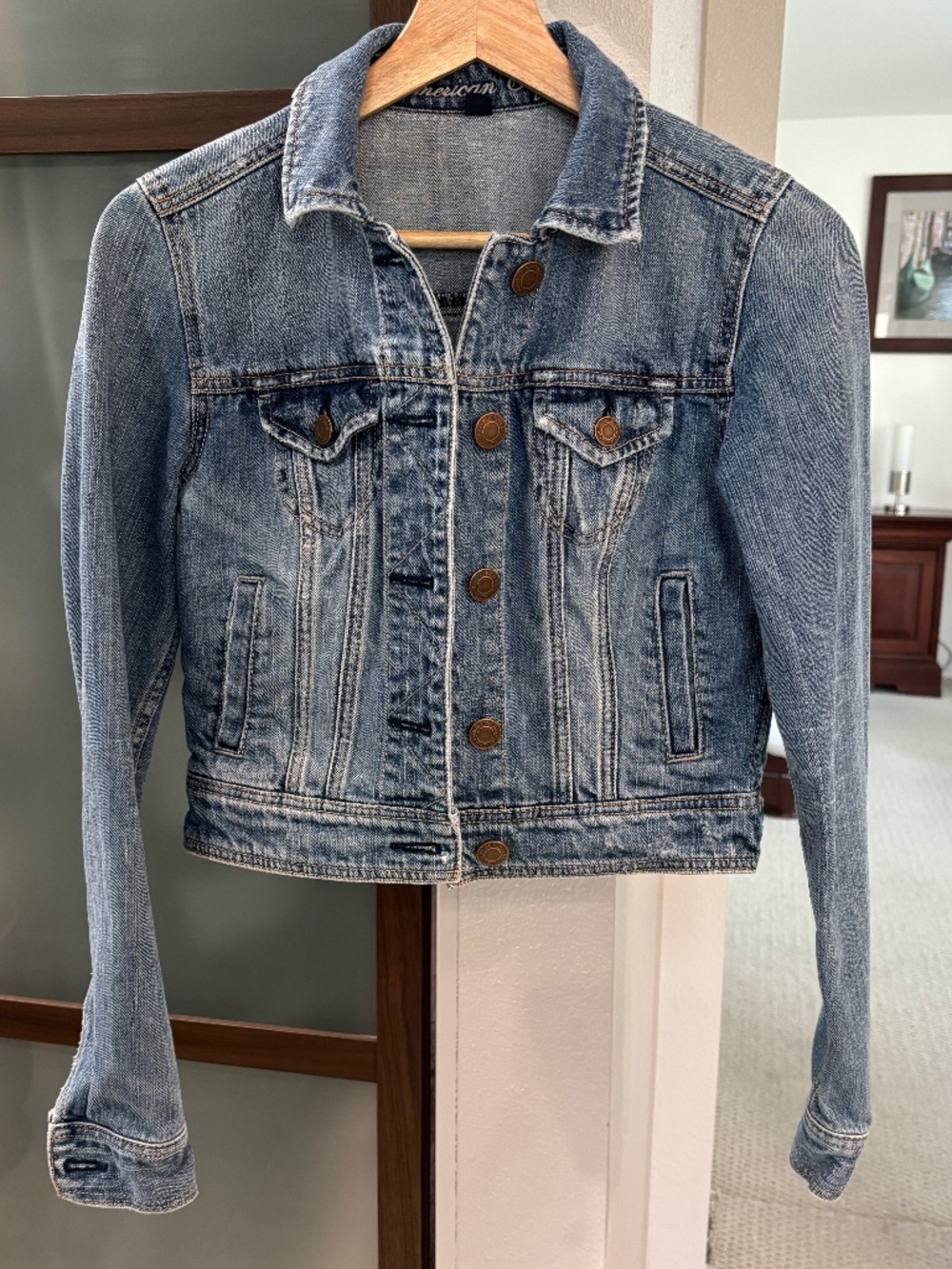 American Eagle Outfitters Classic Denim Jacket - Size XS - Picture 2 of 9